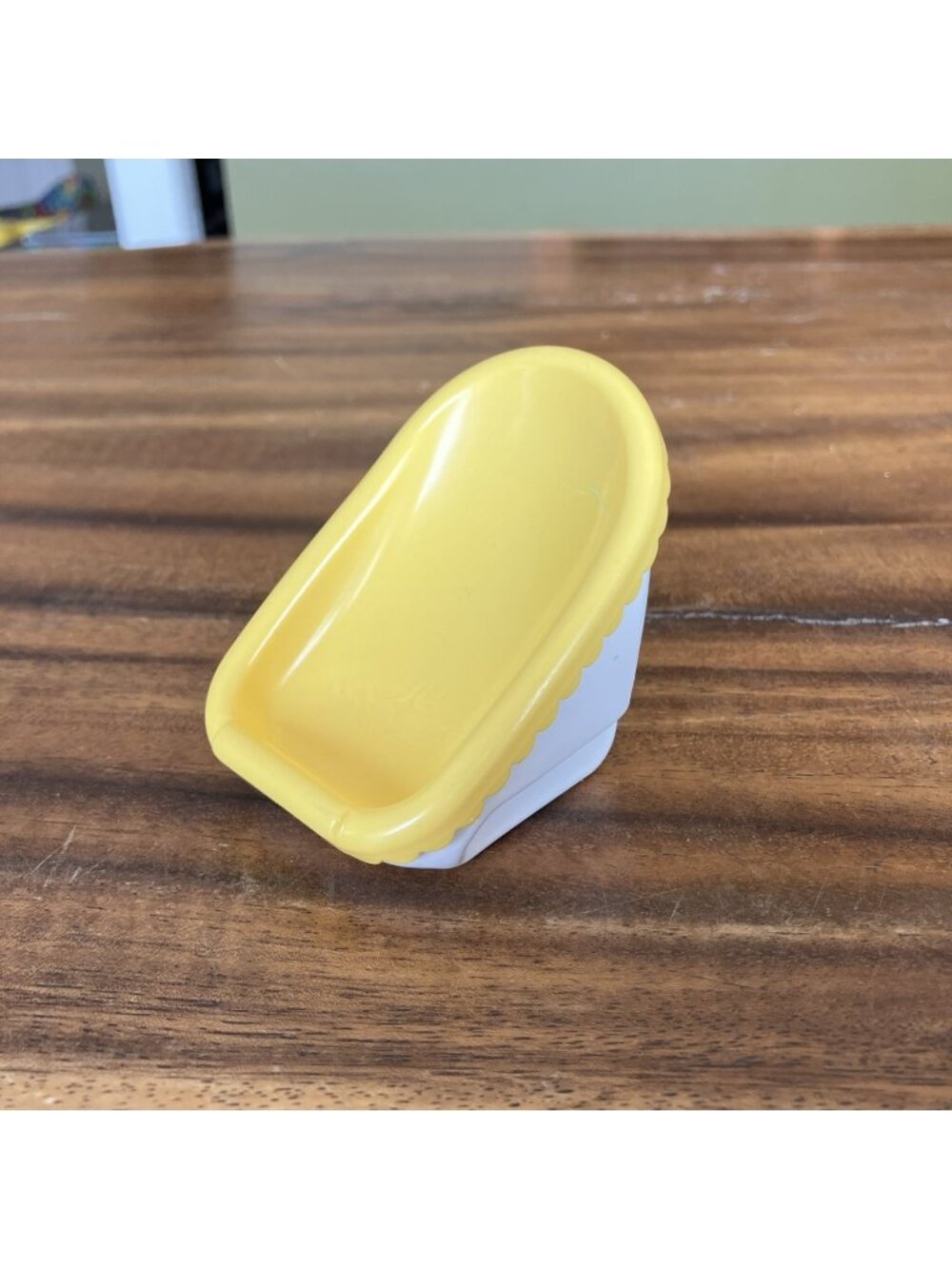 Vintage Little Tikes Place Dollhouse Furniture Yellow Baby Car Seat